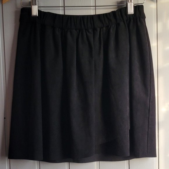 WILFRED Nesxher Suede Skirt - Picture 4 of 10